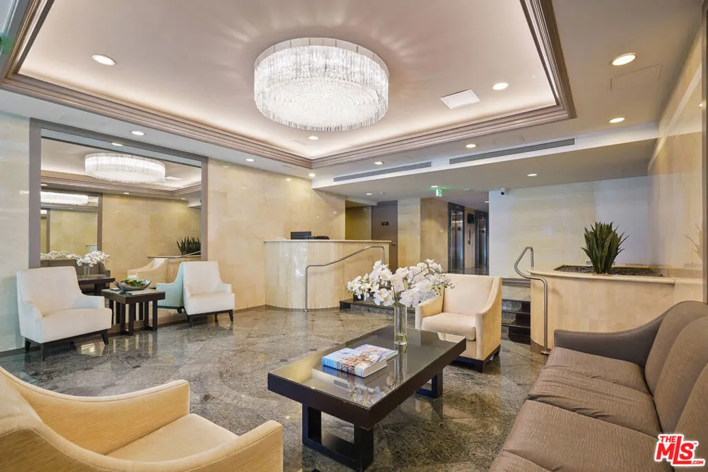 2170 Century Parkway 104, Los Angeles, California 90067 home-pic-25